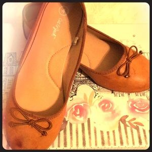 Faux leather kids flats